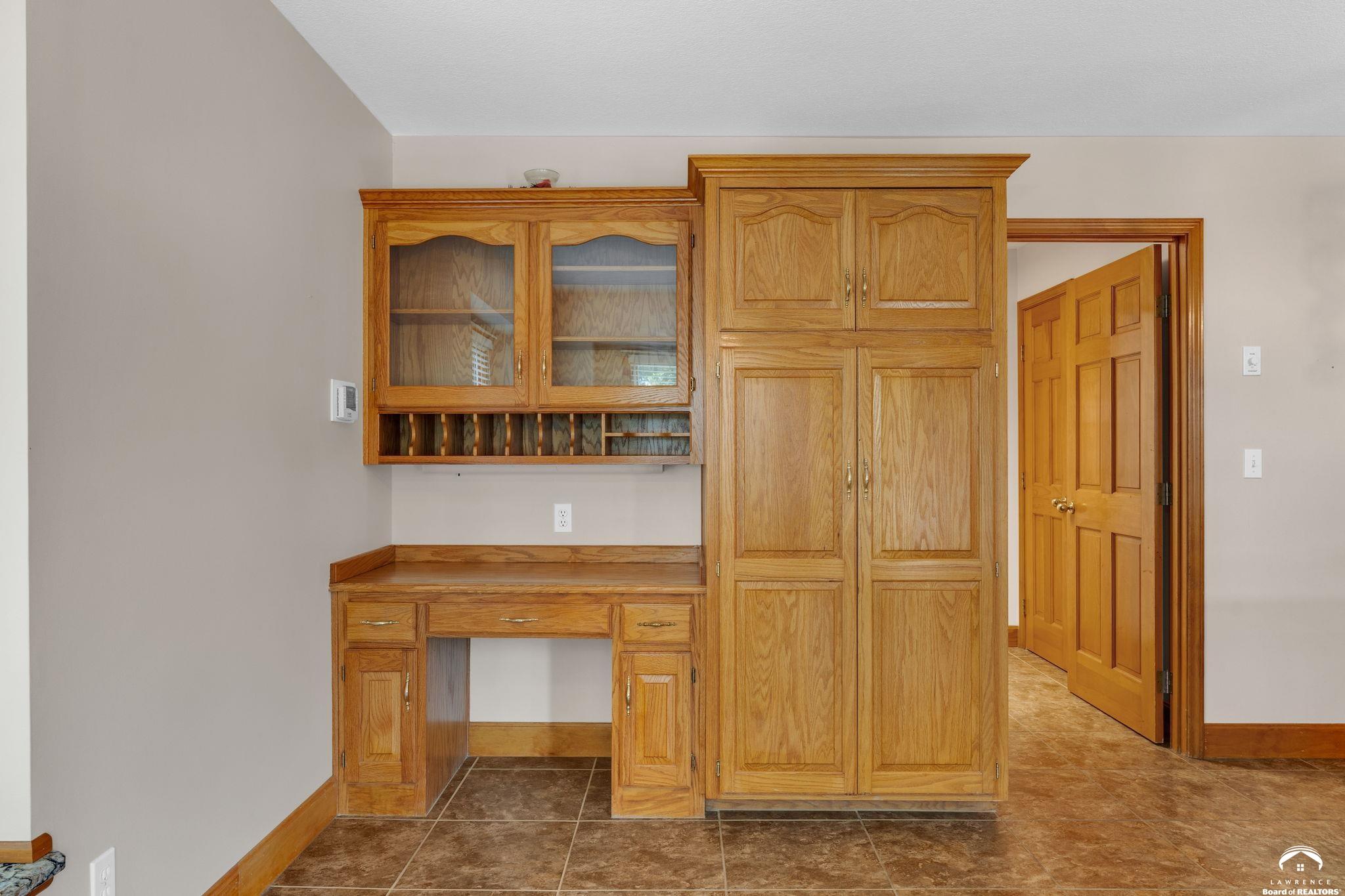 4709 Carmel Place Lawrence, KS 66047 - Photo 26 of 86