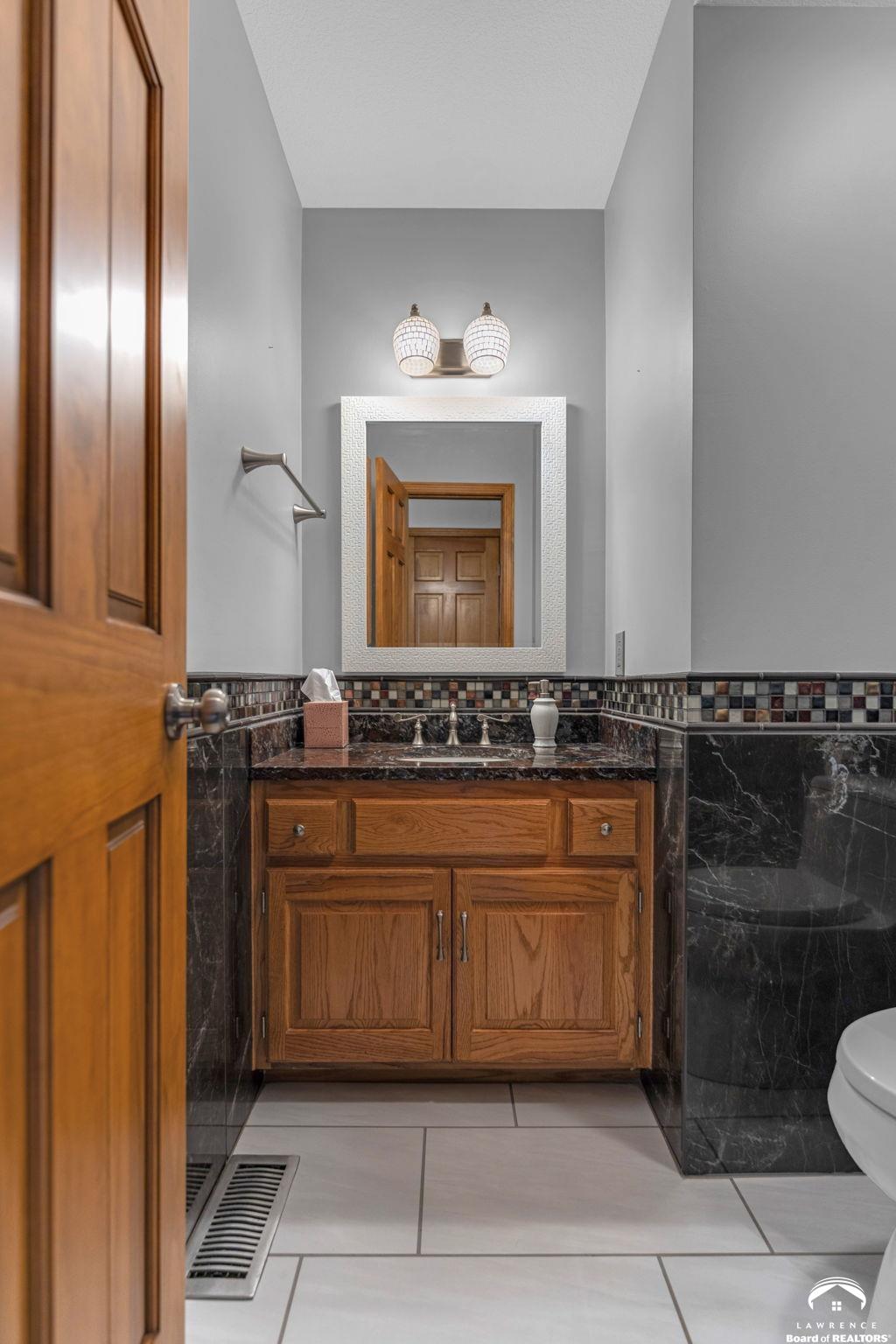 4709 Carmel Place Lawrence, KS 66047 - Photo 30 of 86