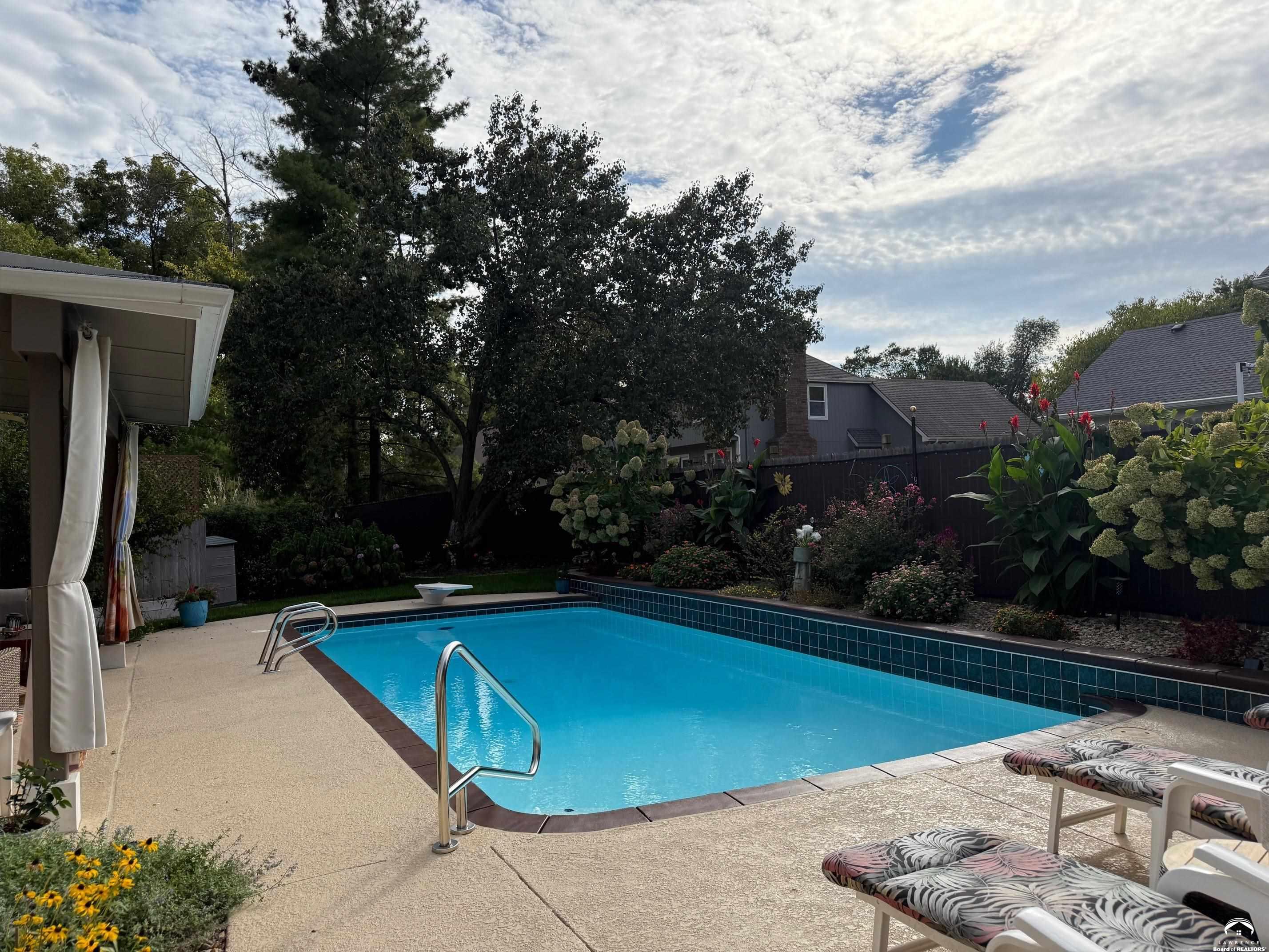 4709 Carmel Place Lawrence, KS 66047 - Photo 4 of 86