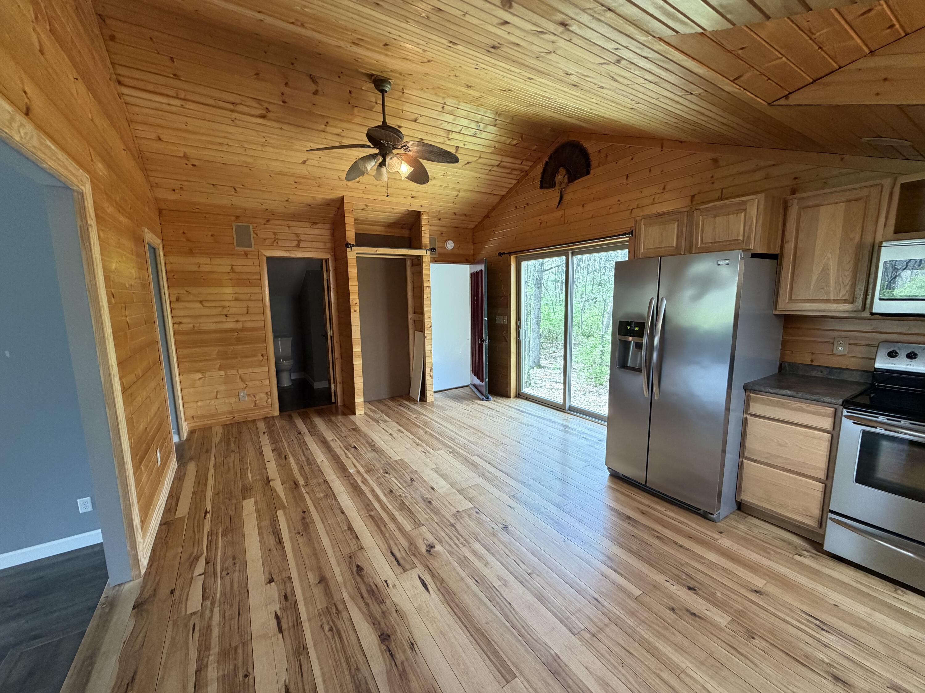 5241 Moscow Road Spring Arbor, MI 49283 - Photo 7 of 25 IMG_3199