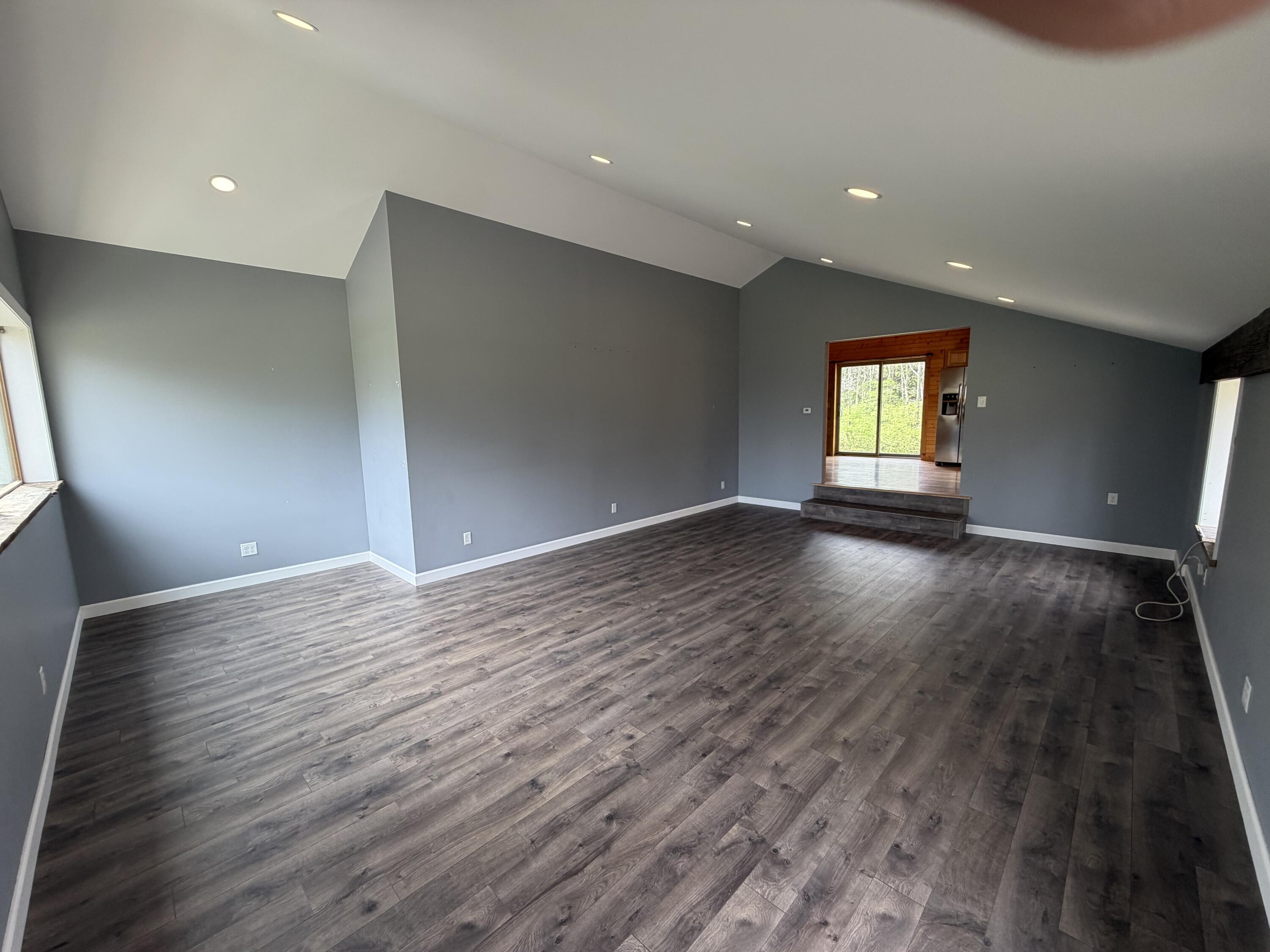 5241 Moscow Road Spring Arbor, MI 49283 - Photo 9 of 25 IMG_3206
