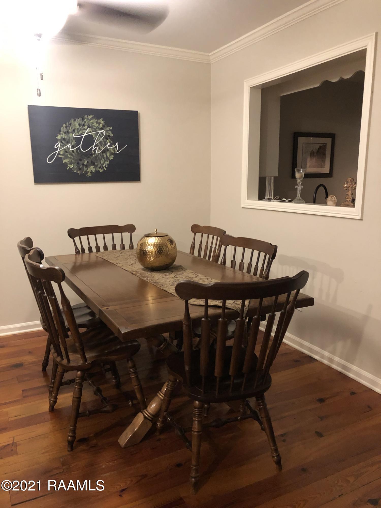 465 Rena Drive, Unit 465 Lafayette, LA 70503 - Photo 3 of 15 Dining Area