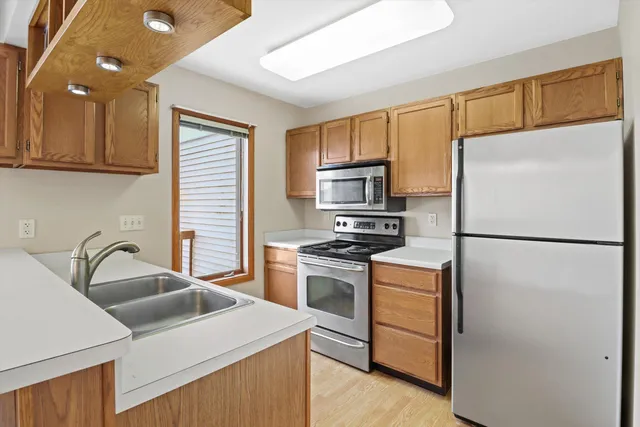 $285,000 | 6829 Raymond Road, Madison, WI 53719