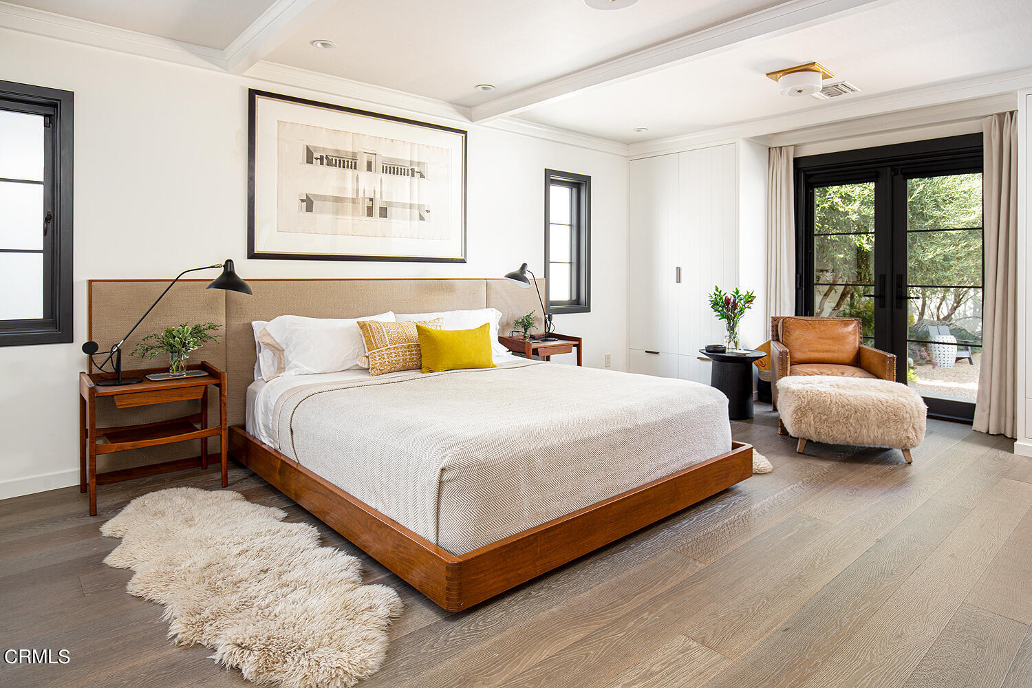 1146 Wotkyns Drive Pasadena, CA 91103 - Photo 32 of 63 a bedroom with bed and a window