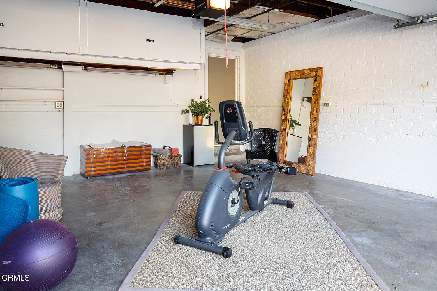 1146 Wotkyns Drive Pasadena, CA 91103 - Photo 43 of 63 a view of a room with gym equipment