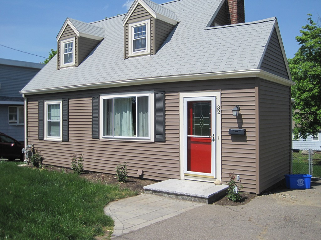 32 Weyham Road Weymouth, MA 02191 - Photo 1 of 13 Gallery Image 1