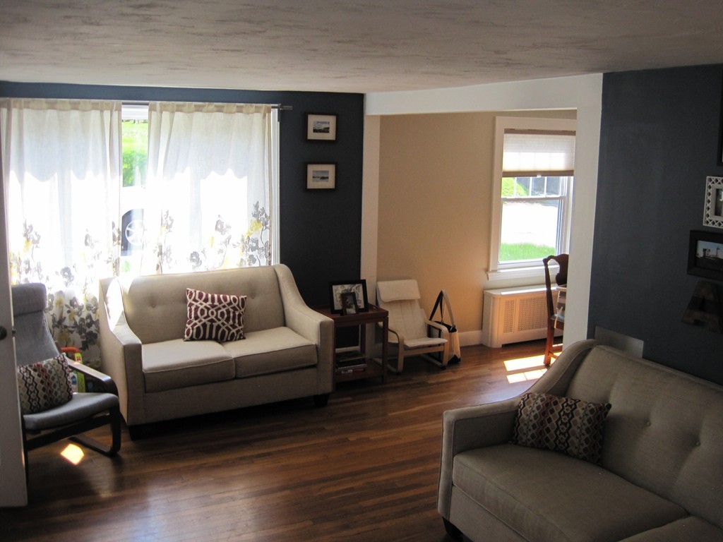 32 Weyham Road Weymouth, MA 02191 - Photo 3 of 13 Gallery Image 3
