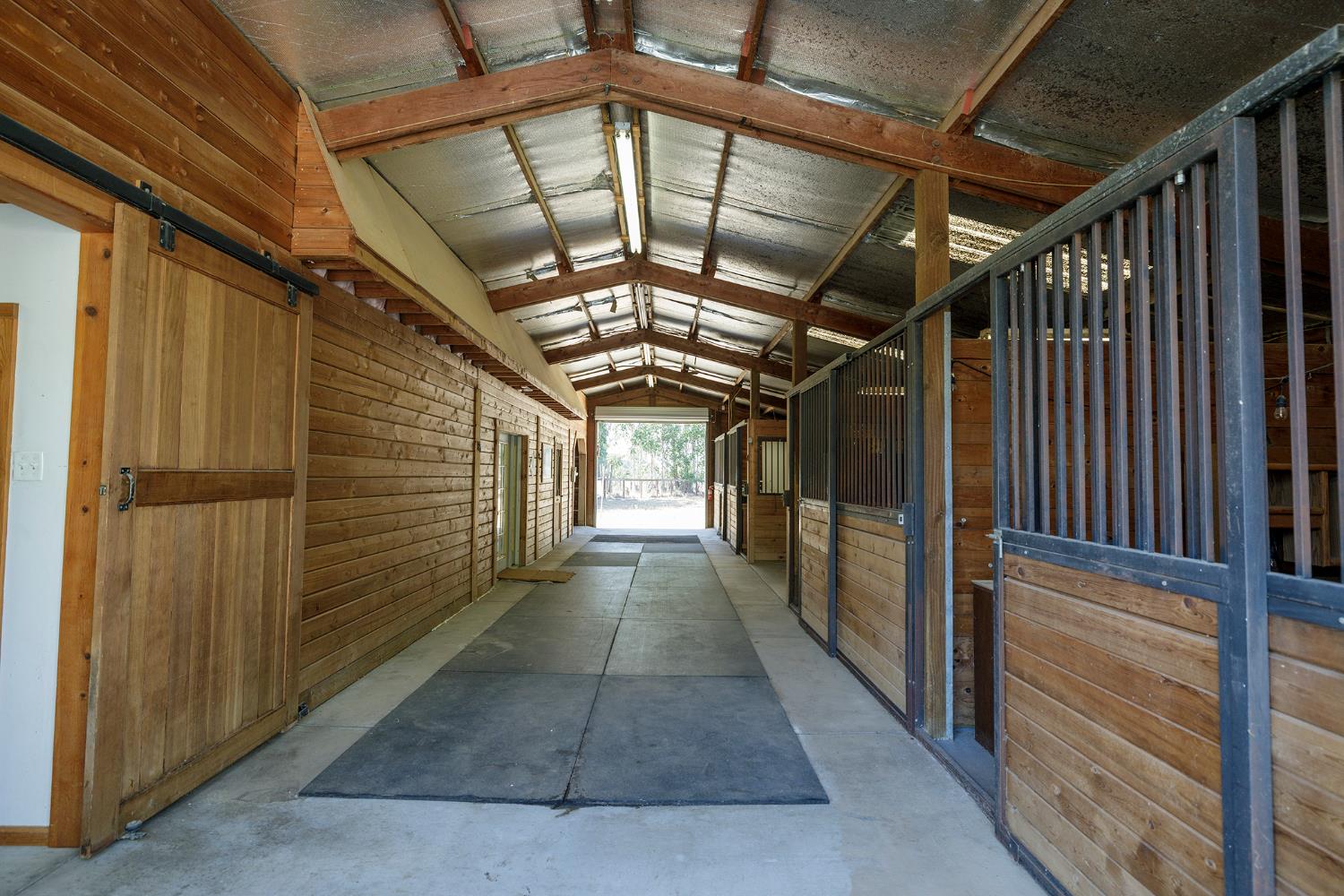 477 North Hewitt Road Linden, CA 95236 - Photo 6 of 50 Gallery Image 6