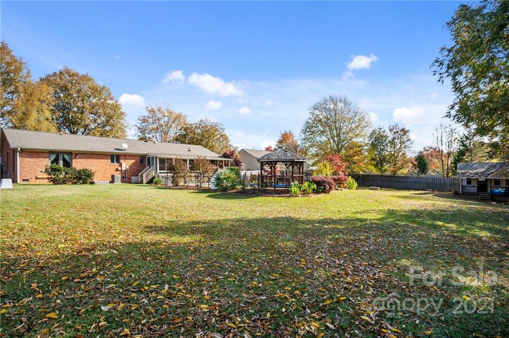 21801 Torrence Chapel Road Cornelius, NC 28031 - Photo 23 of 31 Gallery Image 23