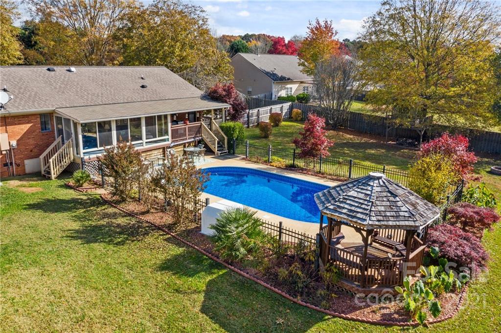 21801 Torrence Chapel Road Cornelius, NC 28031 - Photo 27 of 31 Gallery Image 27