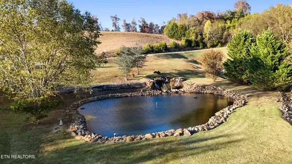 $679,000 | 2095 Ivy Way, Newport, TN 37821