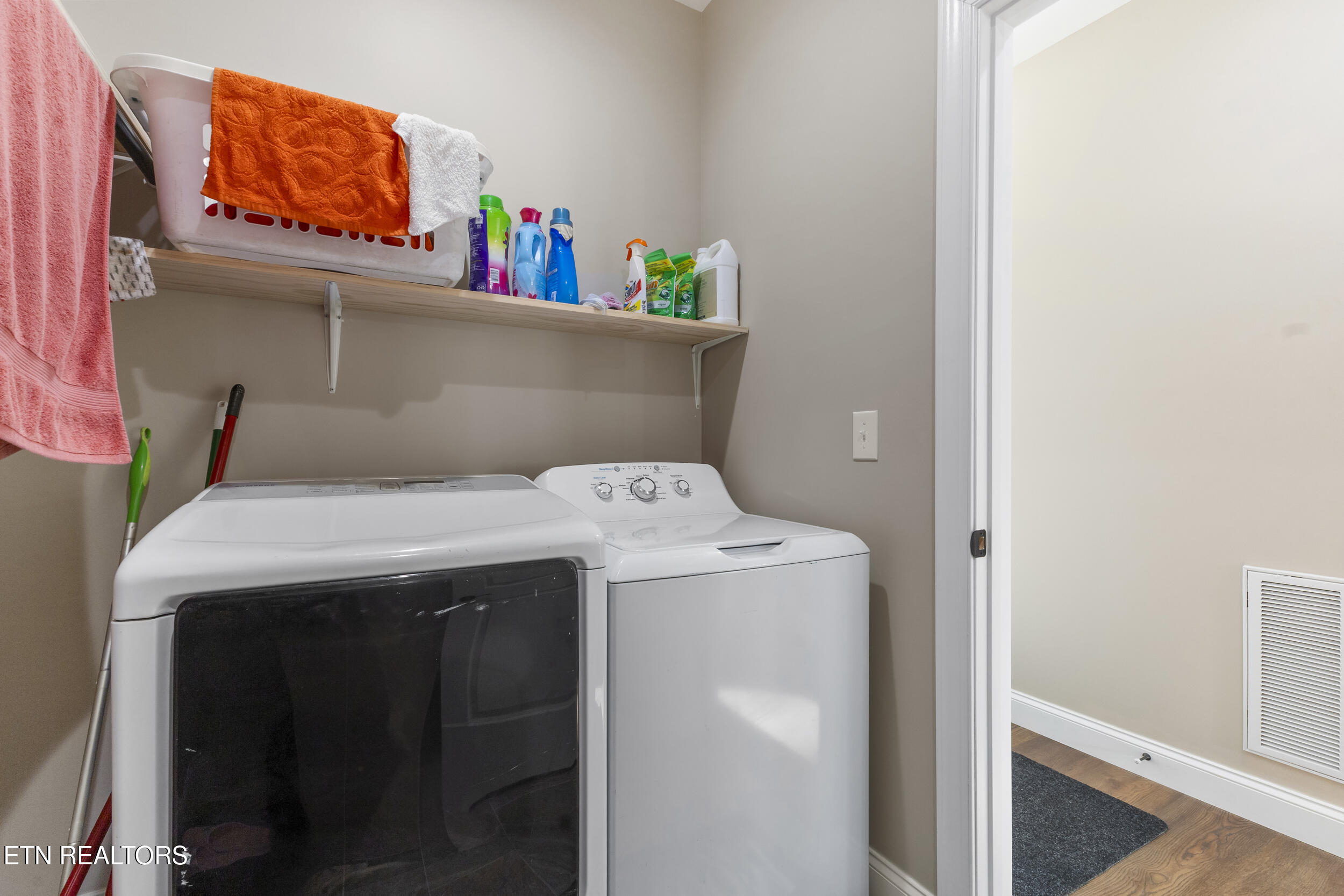 2095 Ivy Way Newport, TN 37821 - Photo 35 of 52 34_img_9179