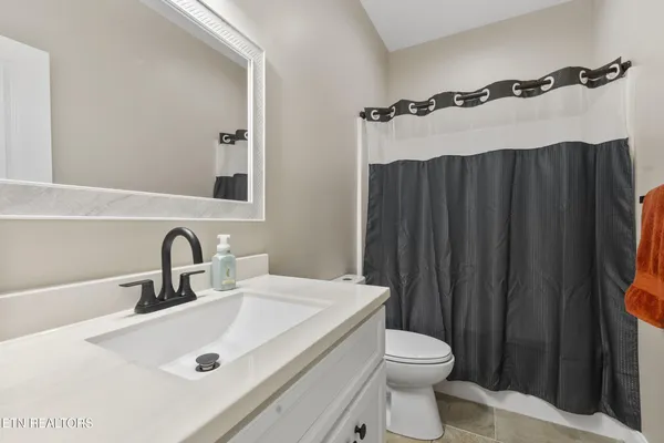 $679,000 | 2095 Ivy Way, Newport, TN 37821