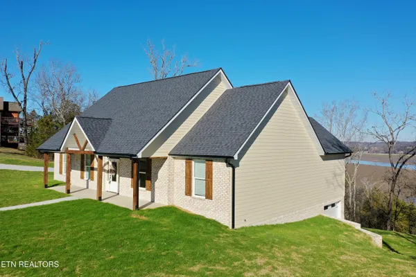 $679,000 | 2095 Ivy Way, Newport, TN 37821