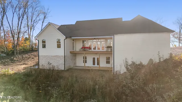 $699,000 | 2095 Ivy Way, Newport, TN 37821