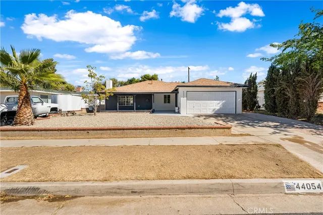 a view of a basket ball ground