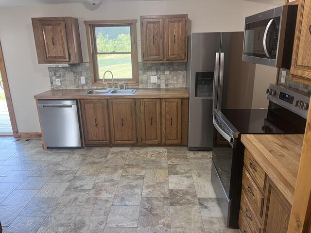 13542 Makinen Road Kaleva, MI 49645 - Photo 4 of 43 IMG_0499