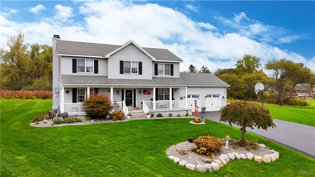 $549,900 | 15 Jonathan Court, Whitestown, NY 13492