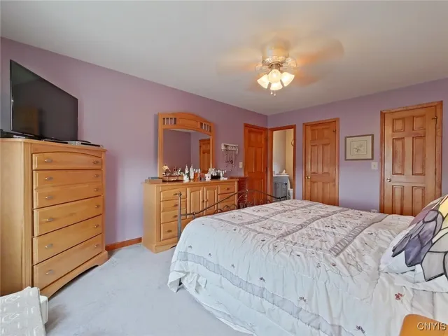 $549,900 | 15 Jonathan Court, Whitestown, NY 13492