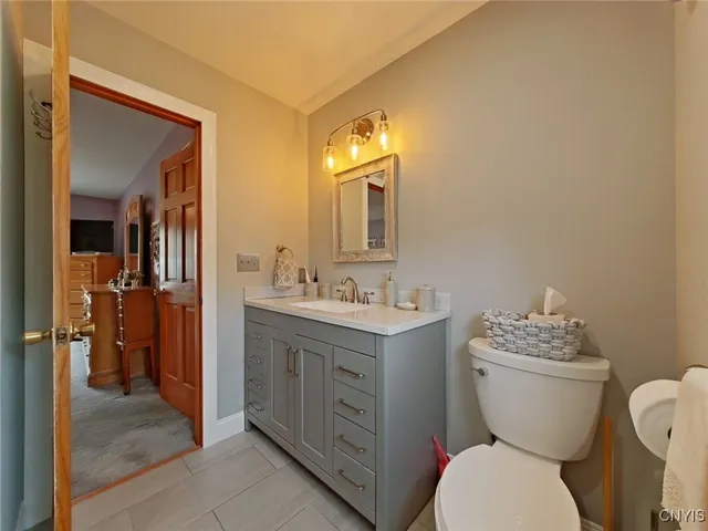 $549,900 | 15 Jonathan Court, Whitestown, NY 13492