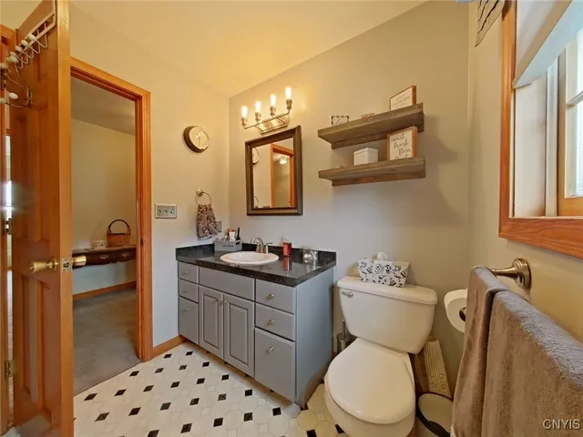 $549,900 | 15 Jonathan Court, Whitestown, NY 13492