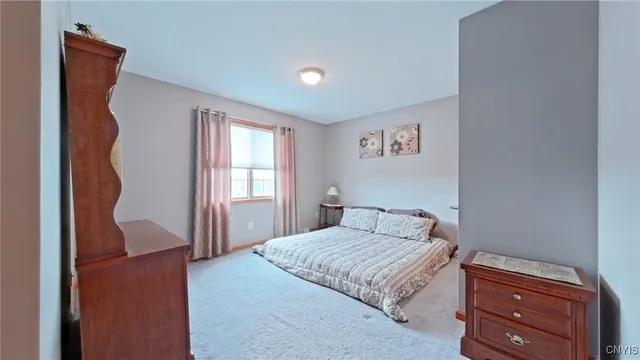 $549,900 | 15 Jonathan Court, Whitestown, NY 13492