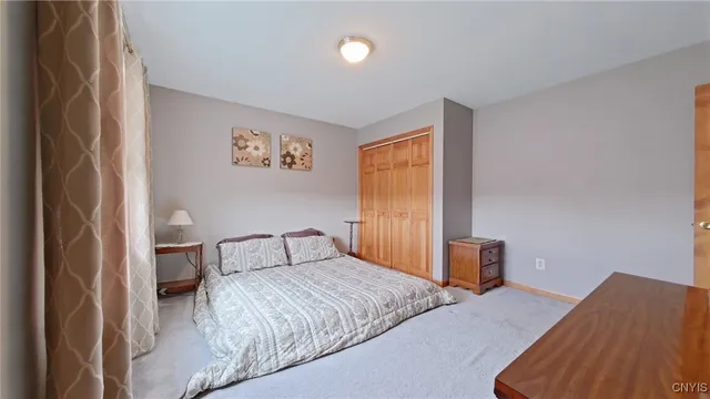 $549,900 | 15 Jonathan Court, Whitestown, NY 13492