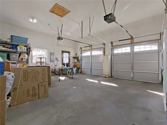 $549,900 | 15 Jonathan Court, Whitestown, NY 13492