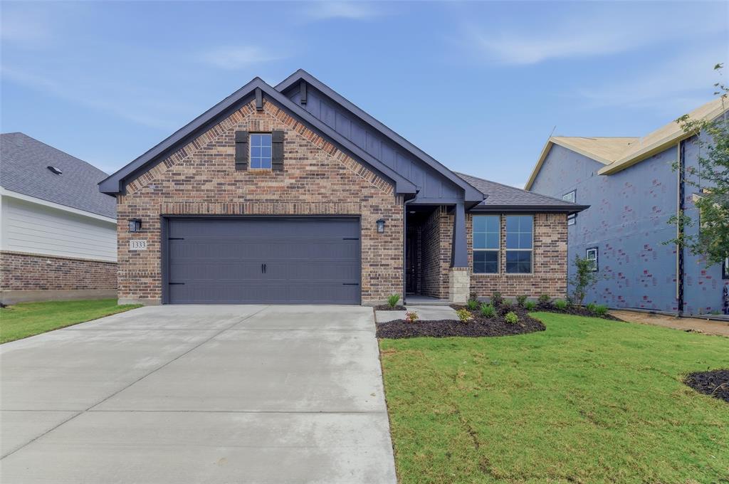 1333 Frio Drive Springtown, TX 76082 - Photo 1 of 25