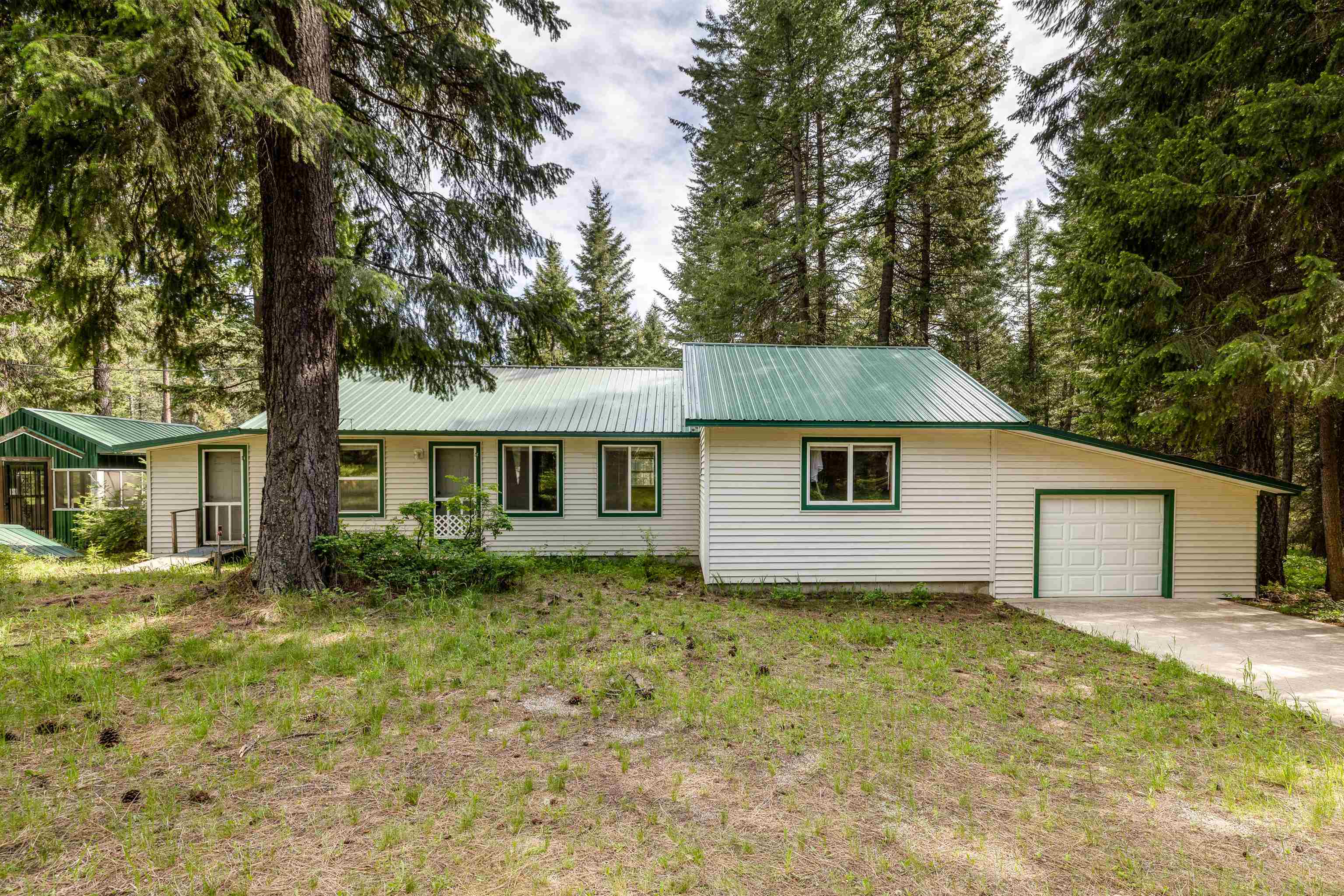 362 Hilltop Road Newport, WA 99156 - Photo 1 of 42 Gallery Image 1