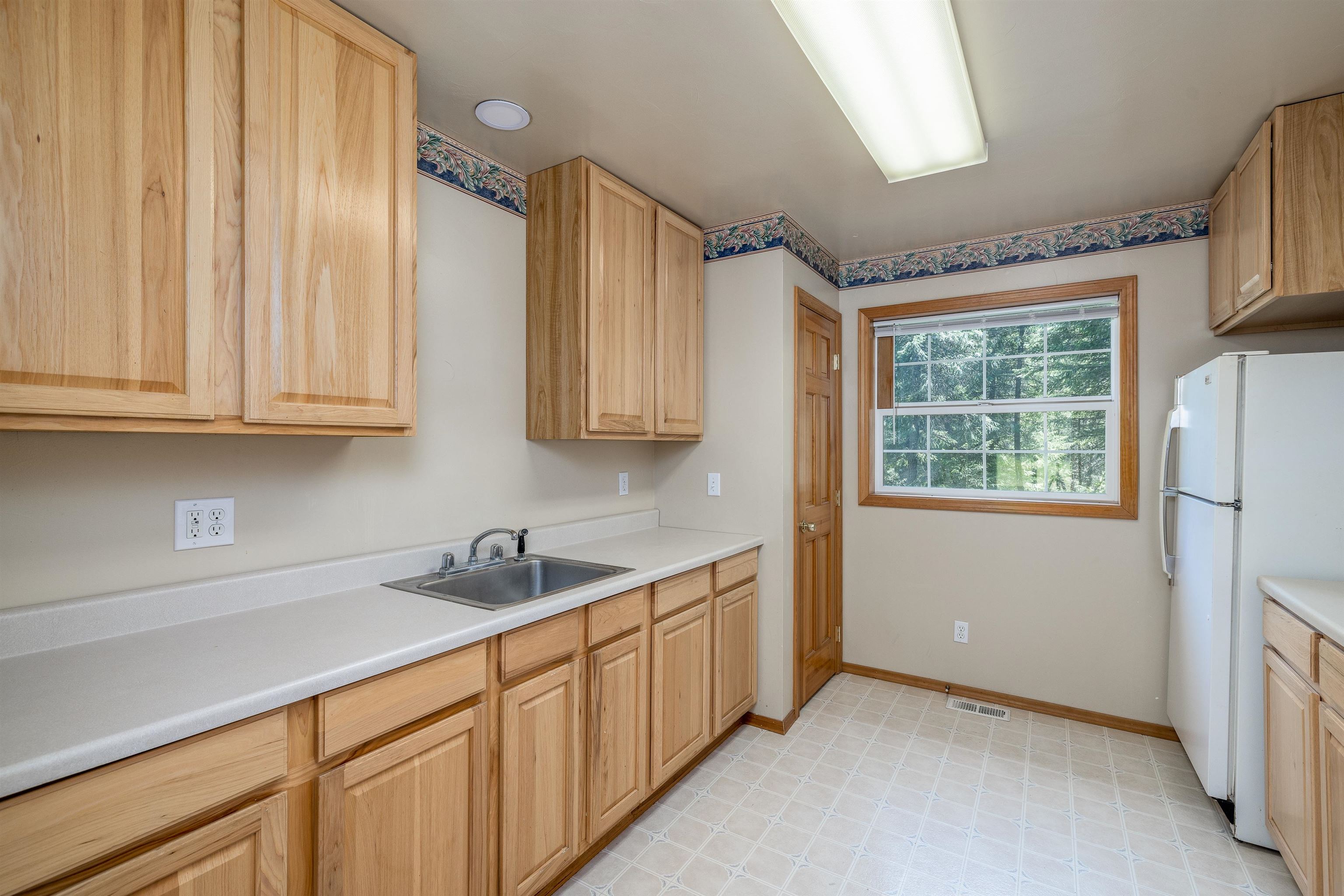 362 Hilltop Road Newport, WA 99156 - Photo 8 of 42 Gallery Image 8