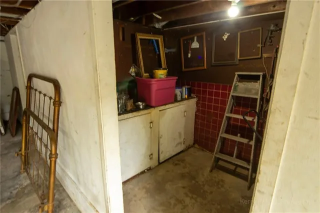 $155,000 | 2521 Essex Street, St. Joseph, MO 64505