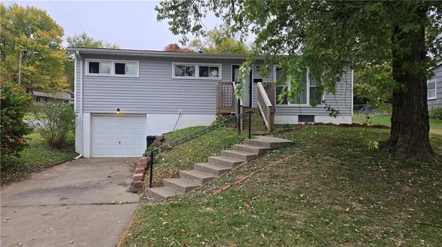 $155,000 | 2521 Essex Street, St. Joseph, MO 64505