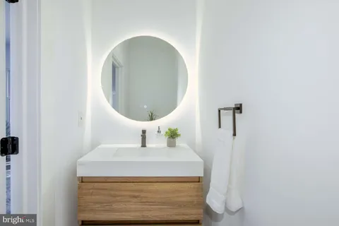 $799,900 | 424 Taylor Street Northwest, Unit B, Washington, DC 20011