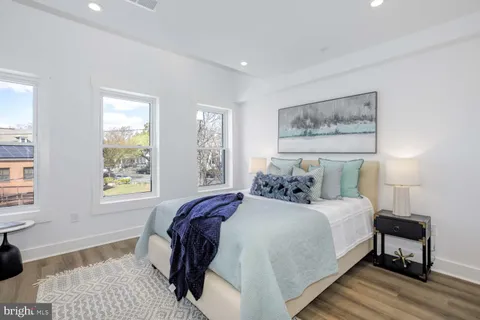 $799,900 | 424 Taylor Street Northwest, Unit B, Washington, DC 20011