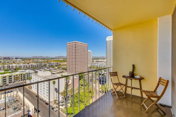 $399,000 | 207 West Clarendon Avenue, Unit 16E, Phoenix, AZ 85013