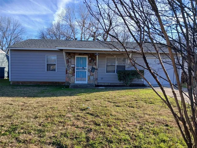 $1,500 | 3724 Moonstone Drive, Dallas, TX 75241