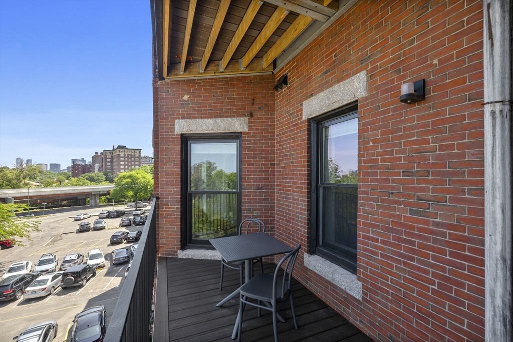 23 Bay State Road, Unit 4 Boston, MA 02215 - Photo 8 of 35 Gallery Image 8