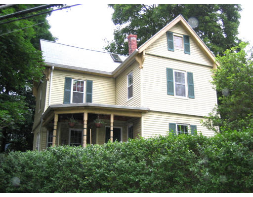 17 Mishawum Road Woburn, MA 01801 - Photo 1 of 15 Gallery Image 1