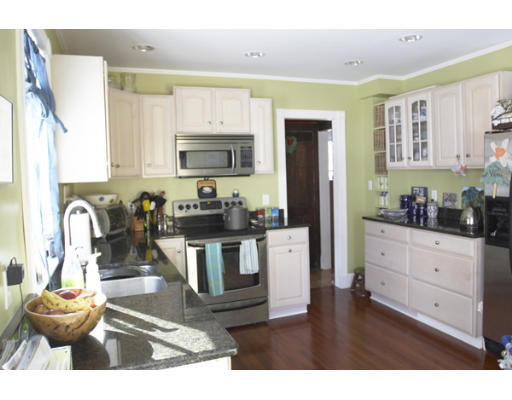 17 Mishawum Road Woburn, MA 01801 - Photo 6 of 15 Gallery Image 6