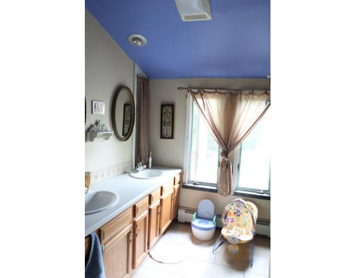 17 Mishawum Road Woburn, MA 01801 - Photo 9 of 15 Gallery Image 9