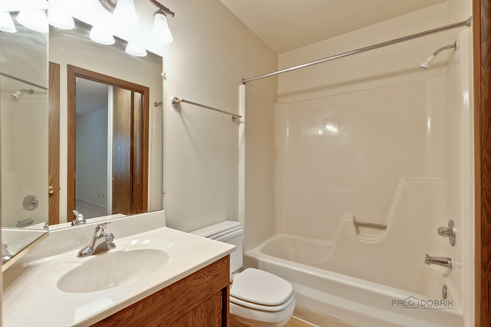 717 Wakefield Road Gurnee, IL 60031 - Photo 15 of 27