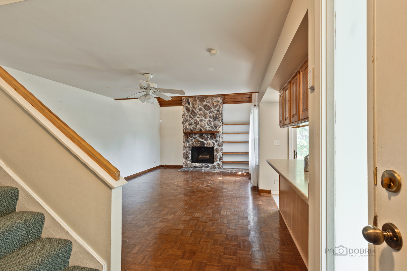 717 Wakefield Road Gurnee, IL 60031 - Photo 4 of 27