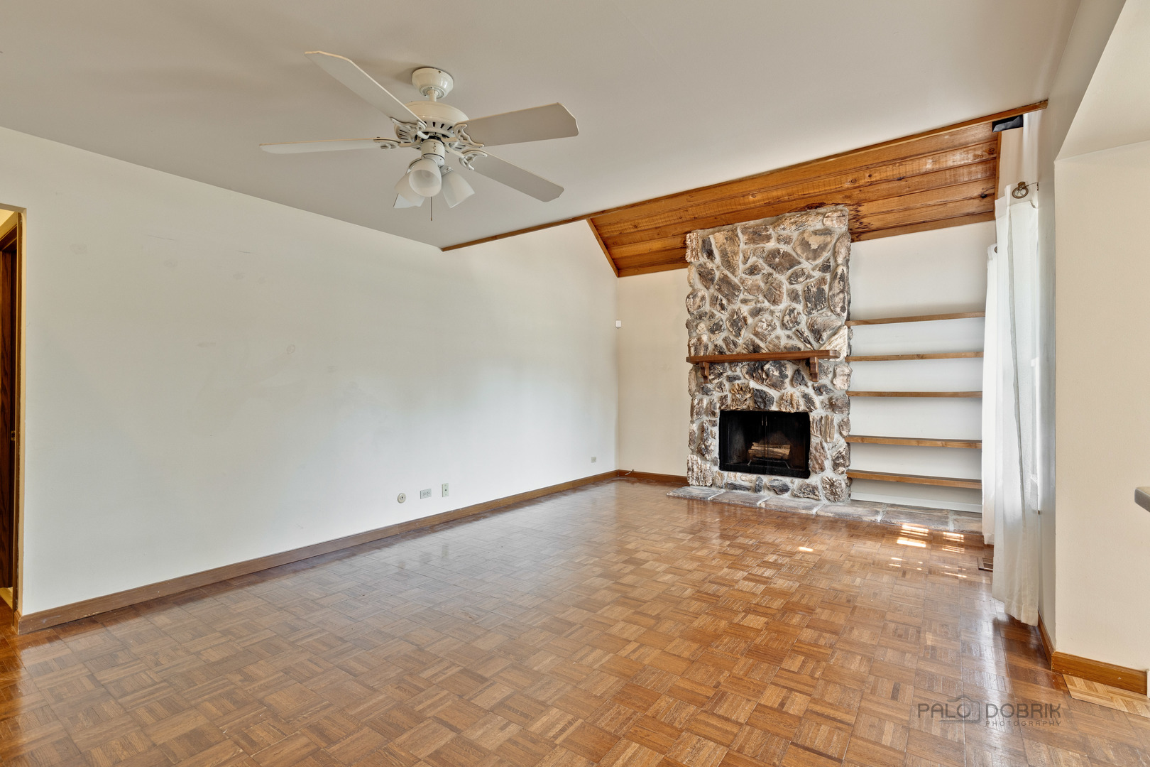 717 Wakefield Road Gurnee, IL 60031 - Photo 5 of 27