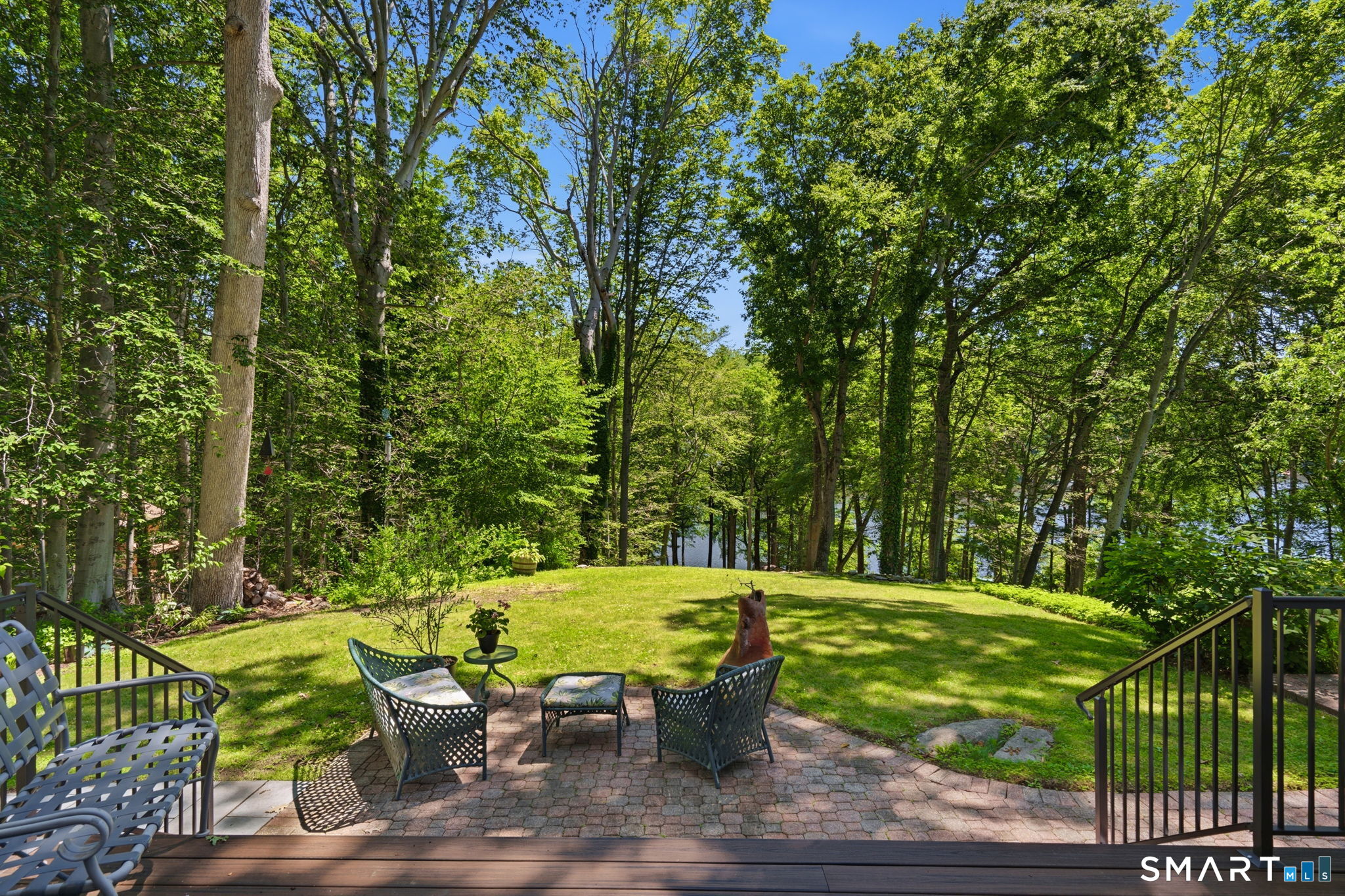 100 Old Dike Road Trumbull, CT 06611 - Photo 35 of 40