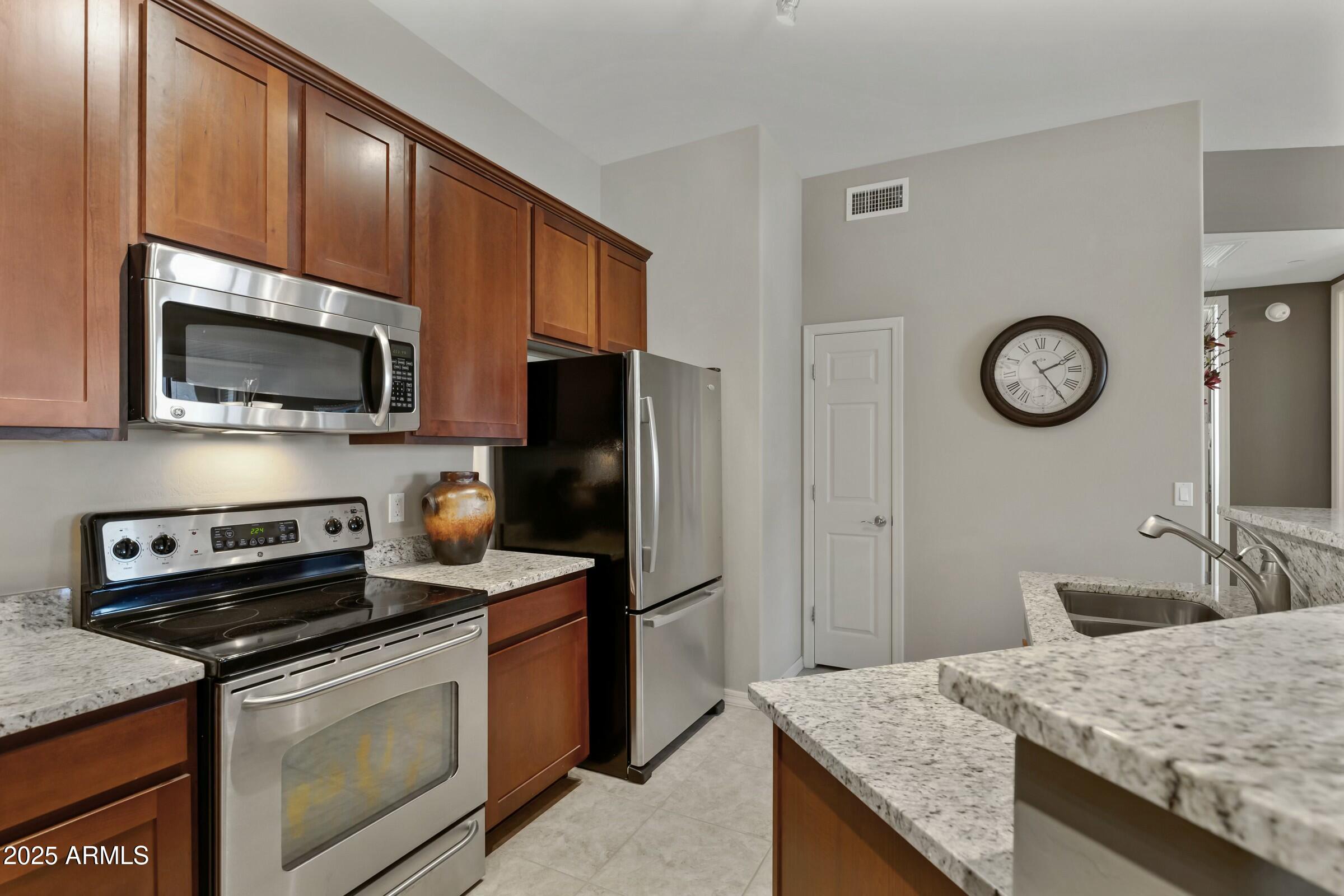 3330 South Gilbert Road, Unit 2021 Chandler, AZ 85286 - Photo 11 of 31 tempImagethXK1I