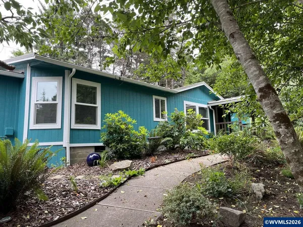 $590,000 | 236 Southeast 130th Drive, South Beach, OR 97366