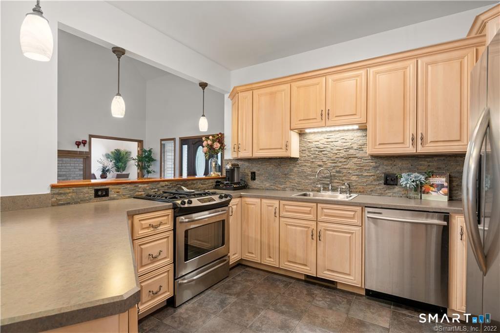 148 Balazs Road Willington, CT 06279 - Photo 10 of 40 Gallery Image 10