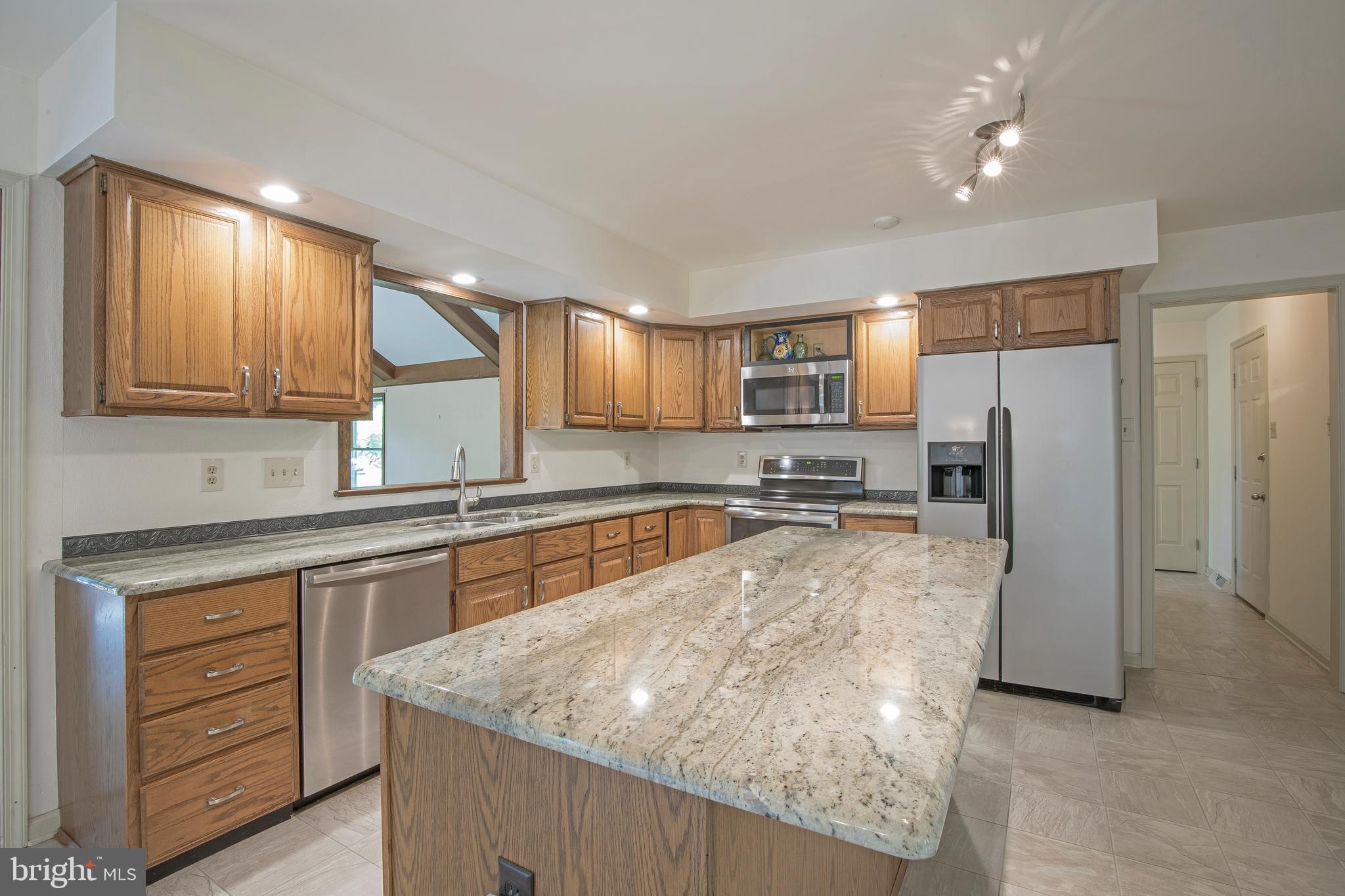 106 Ridgeview Lane Doylestown, PA 18901 - Photo 13 of 47