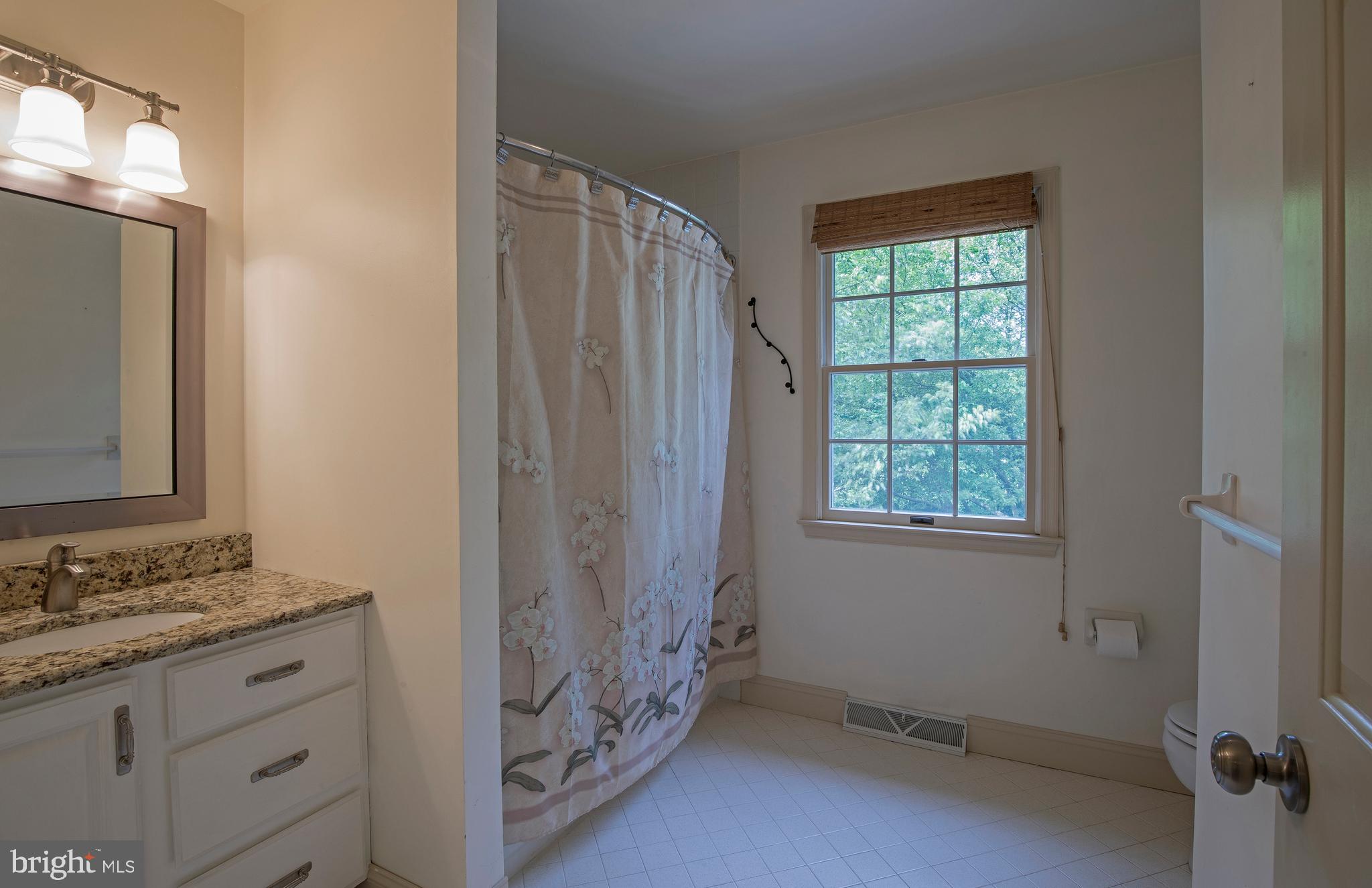 106 Ridgeview Lane Doylestown, PA 18901 - Photo 32 of 47